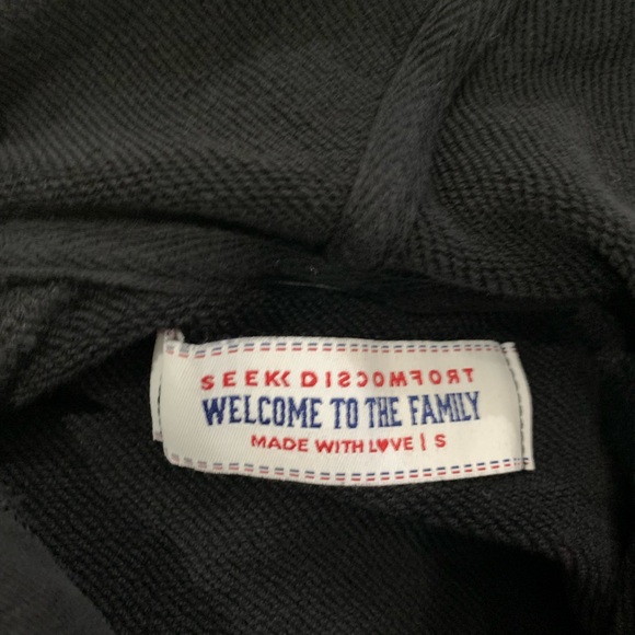 Seek discomfort hoodie - small - Picture 4 of 4